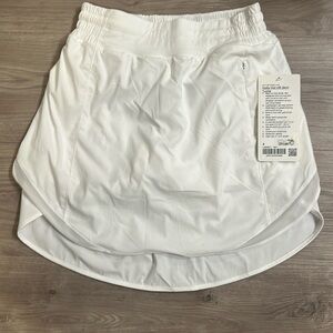 NWT Lululemon hotty hot HR Skirt *long
